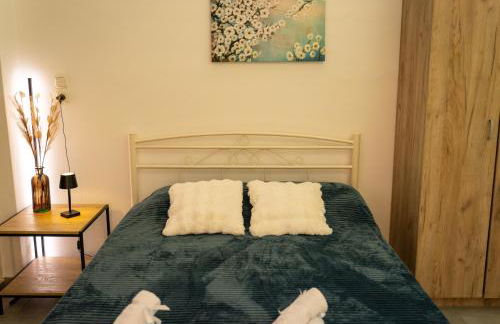 Bill and Dim in Xrisoupoli - Photo 22