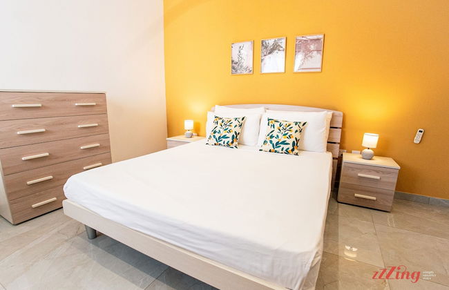 Seafront Penthouse With Unobstructed Sea Views - Photo 7