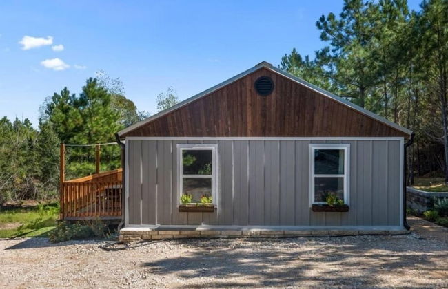 Modern Cabin in Pine Forest Near Austin - Foto 27