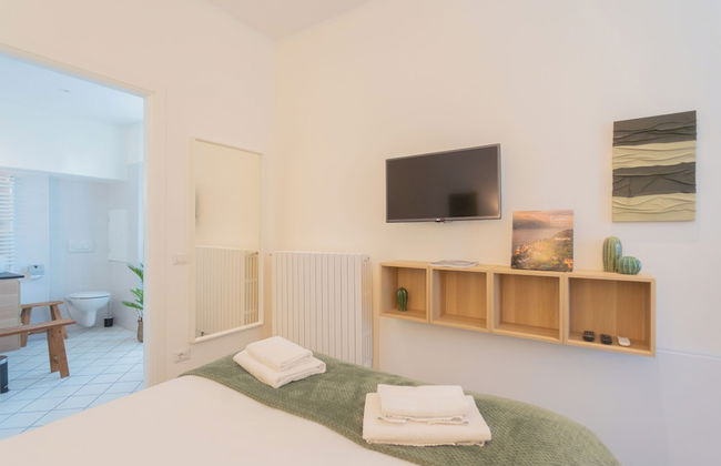 Enchanted Como Lake - Tremezzo Apartments by Rent all Como - Photo 13