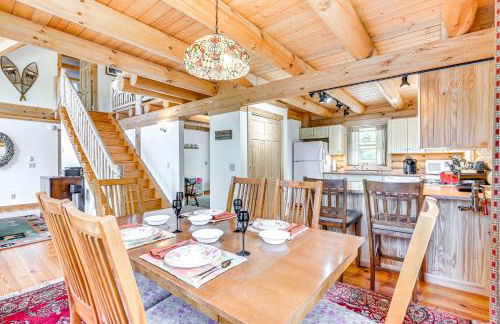 Lakefront Corinth Log Home Private Dock, Fire Pit - Foto 7