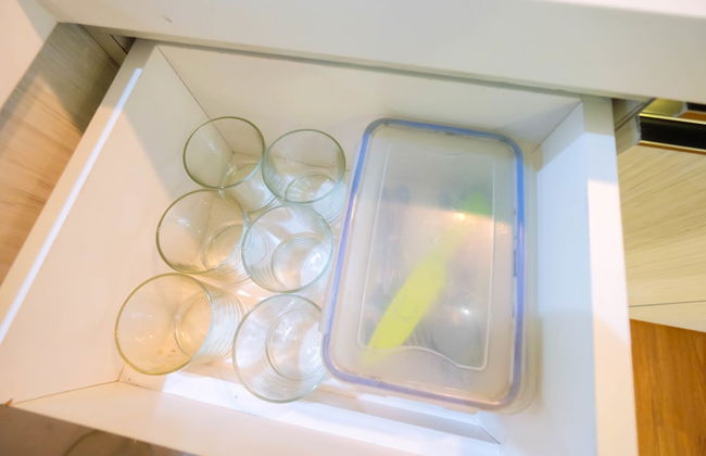 Spacious Studio Room at Green Pramuka Apartment - Foto 21