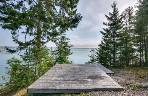 Enchanting Waterfront Sorrento Home with Deck! - Foto 24