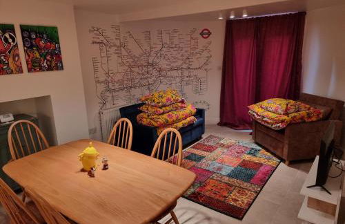 Entire Ground Floor Flat, Free Off-Street Parking and Large Garden - Foto 15