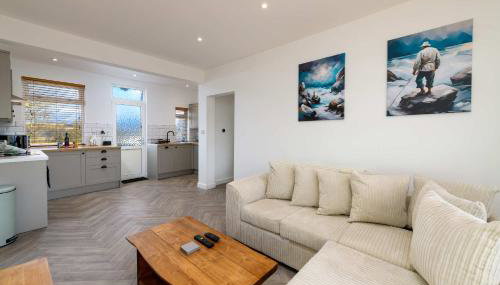 Welsh 3 Bedroom Retreat w Garden Parking Wifi - Foto 1