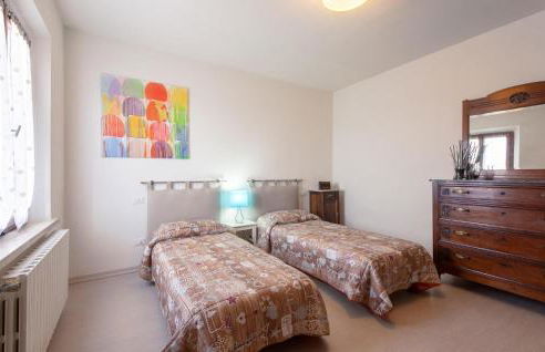 3 Bedroom Awesome Apartment In Marti Pi - Foto 14