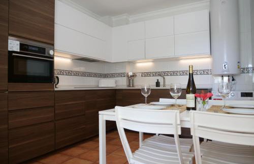 Spacious Apartment near Porto de Mos Beach, Lagos. - Photo 21