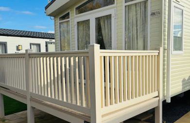 Princess's Palace, Holiday Lodge, Malvern View Leisure Park - Photo 2