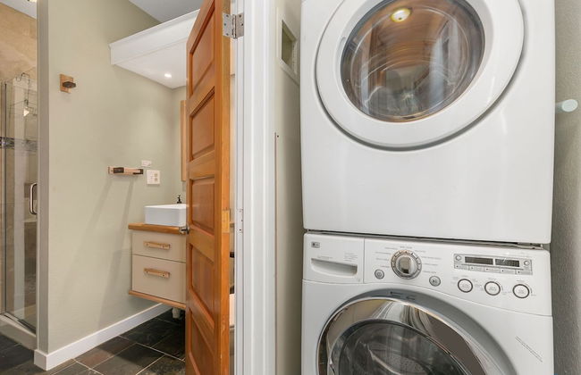 Lavish Retreat in Old Town - Walk Everywhere! - Foto 22