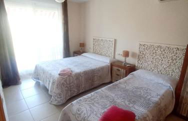 Adosado con bonitas vistas a la sierra de Irta - Photo 11