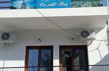 Le petit Paris - Foto 14