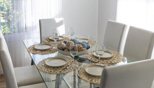 Modern Oasis with Pool & Jacuzzi near Universal Studios - Foto 4