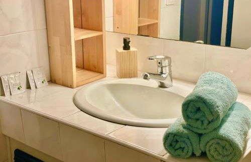 " Douceur Jasmin " Balcon - 7 pers - Wifi - TV - Foto 26