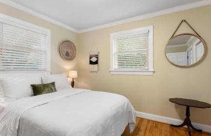 Dock Hot Tub Kayaks on Lake Norman Lakeside Gem by AvantStay - Foto 17