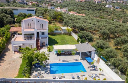 Myrto Villa heated pool - Foto 30