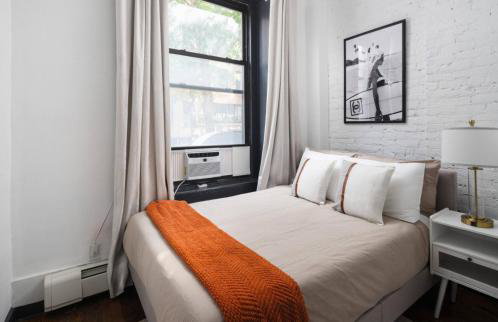 Spacious 4Bd with Backyard in Manhattan - Foto 8