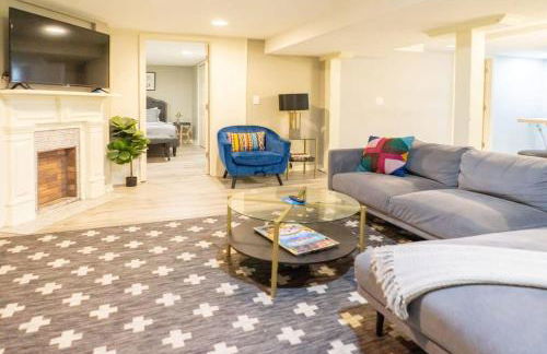 Posh 4 floor Soulard Family Home ABODEbucks - Foto 5