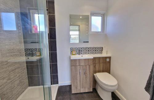 67 Broadside Holiday Chalet near Broads & Beaches - Photo 6