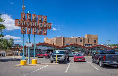 5 minute drive to Pearl Street - Best Neighborhood in Boulder - Photo 28