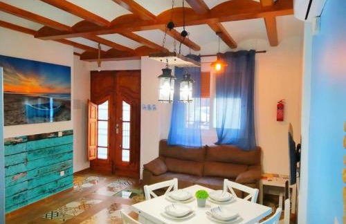 Casa ideal para familias con patio y 3 baños - Foto 2