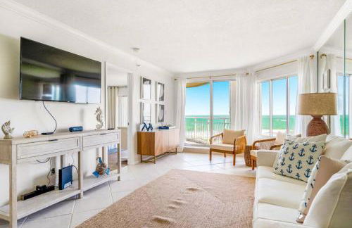 Hutchinson Island Beach Condo - Photo 12