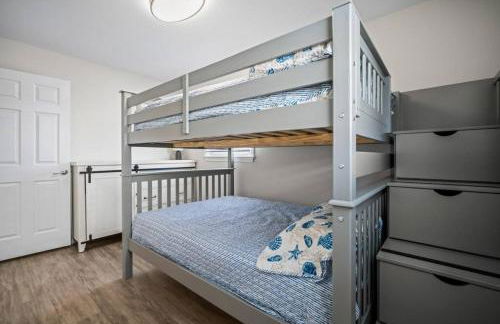 Relax and enjoy the Beach Beautifully updated - Foto 21