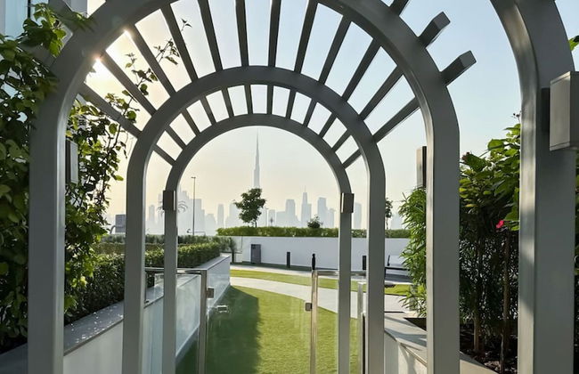 1BR Apt Near Downtown Dubai Pool Skyline Views - Photo 20