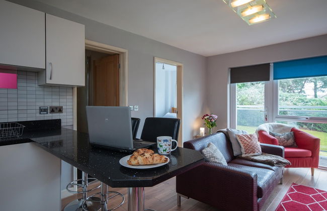 Fairwinds in Poole With 2 Bedrooms and 1 Bathrooms - Foto 12