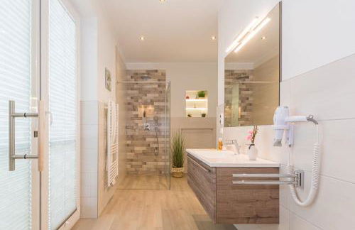 Luxus_SPA_OG_Fewo DREAMTIME _WE 3_ - Foto 28