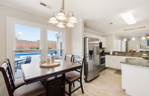 Fenced Yard and Ping-Pong Table Spacious Graham Gem - Foto 3