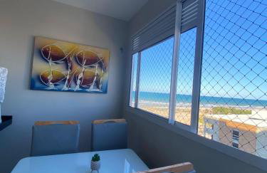Apê Pé na Areia com Vista Mar Ar-condicionado & Garagem - Foto 2