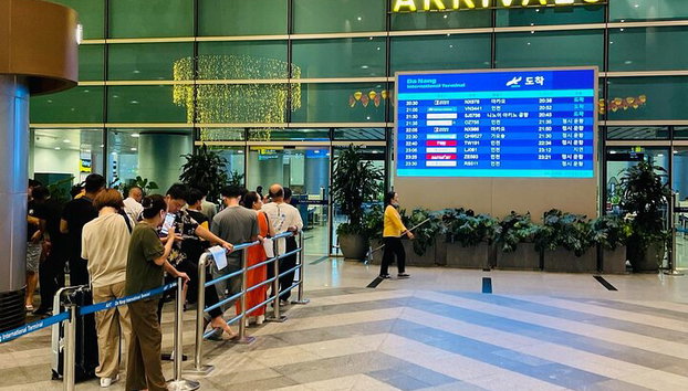 Traslado privado desde el aeropuerto de DA NANG al hotel Da Nang - Foto 3