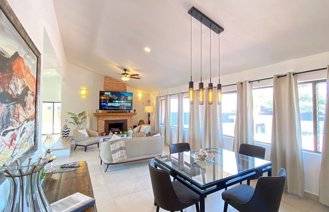 Modern LUX Ajijic 2 Bed Home -fantastic Location -bikes - Gym - Pickleball Court - Foto 12