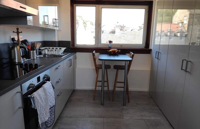 Lovely 2BD Flat in Picturesque Limekilns Fife - Foto 8