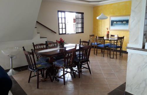 Chácara em Guararema linda, espaçosa e aconchegante - Foto 1