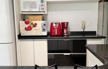 4 ILHAS, 2 SUITES, 2 GARAGENS - Photo 2