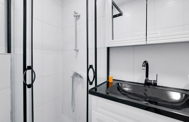 Cozy Flat 10 min to Marmaray and Uskudar Coast - Foto 14