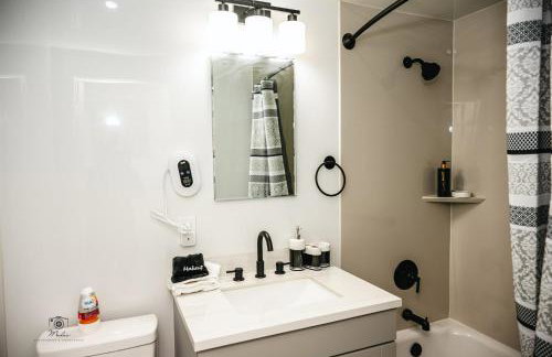 KLIZZ Suites - Photo 80