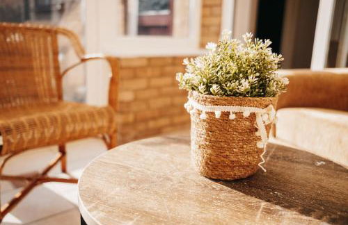 Booker Avenue House - 4 bedroom house with garden and parking - Foto 29