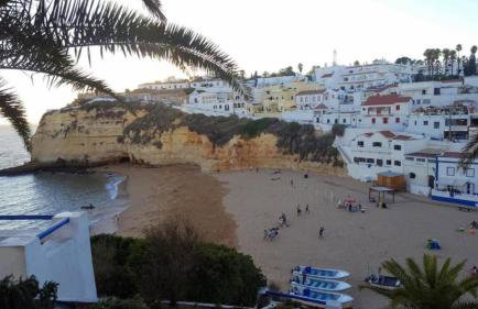 Modern, cosy and intimate studio 'Beira Mar Carvoeiro' - Foto 18
