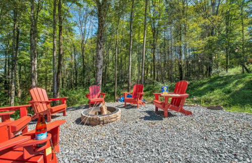 Secluded Log Cabin with Hot Tub Fire Pit Game Room - Foto 24