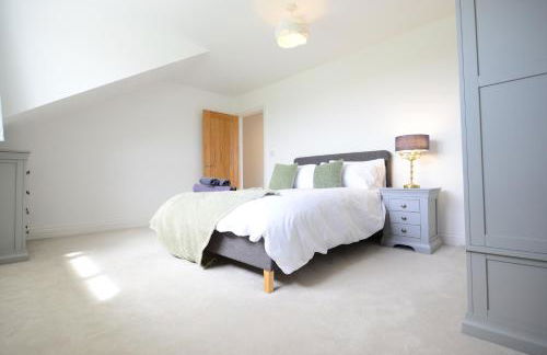 Rollestone New Forest (HOT TUB) - Photo 8