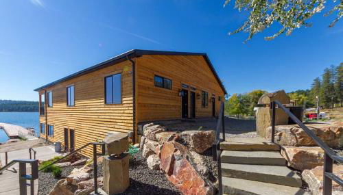 Gorgeous Triplex Unit With Spectacular Lake Views! - Foto 4