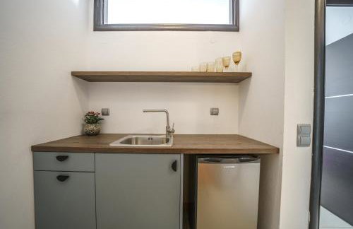 Nostra Terra Villa, 2-acre Secluded Nature Escape with Heated Pool, By ThinkVilla - Foto 42