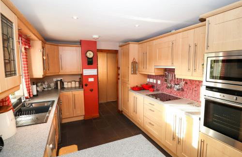 The West Wing - Photo 11