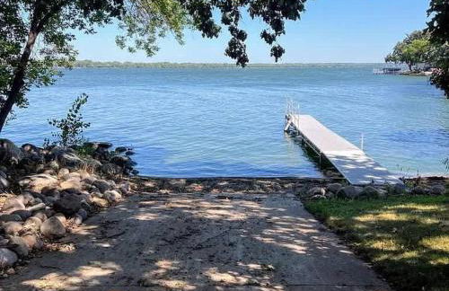 Luxury Family 5BR Lakefront private boat launch - Foto 34