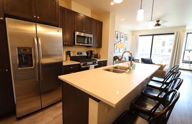 Arrow Luxury Rooftop Shopping and More! - Foto 16