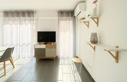 Appartement confortable avec balcon - Proche Gare Riquier SNCF - Foto 20