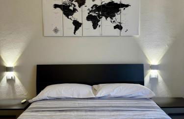 Modern Home near Hospital and City Center - Photo 2