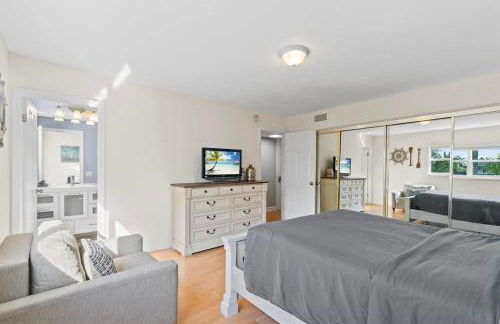 Beachside Las Olas Getaway Oasis with Pool - Foto 26